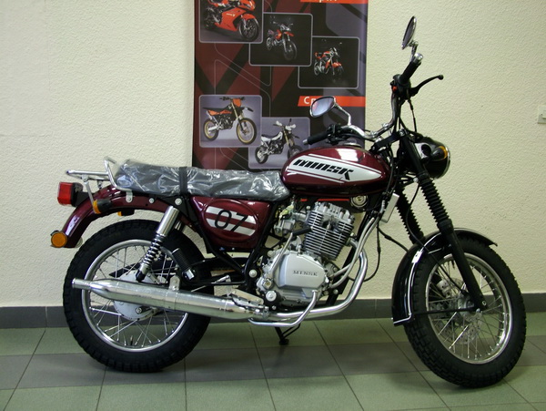m4200bordo.jpg
