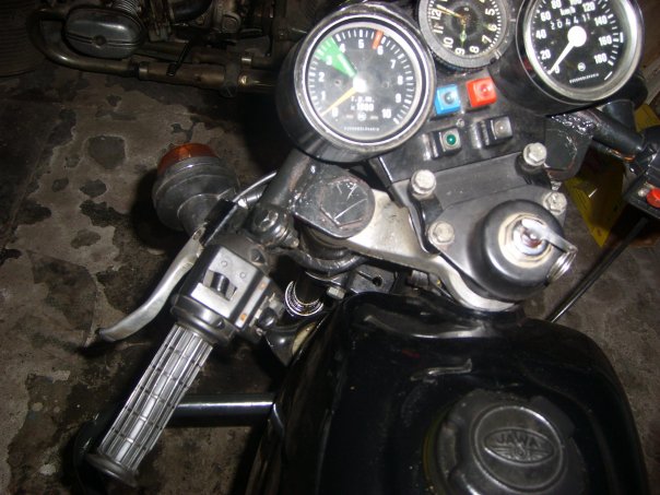 x_5a26d677.jpg